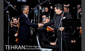 شب موسیقی انقلاب در منطقه گردشگری عباس آباد 40