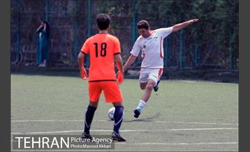 دیدار رسانه ورزش و پیشکسوتان تیم ملی فوتبال ایران به نفع سیل زدگان 21