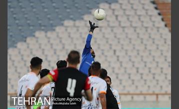 دیدار تیم های فوتبال پرسپولیس و مس کرمان 18