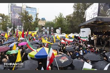 تجمع مردم تهران در محکومیت به شهادت رساندن سیدحسن نصرالله 28