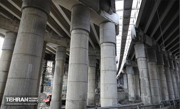 بازدید دانشجویان از پروژه مقاوم‌سازی پل تقاطع بزرگراه همت و رودخانه کن 26