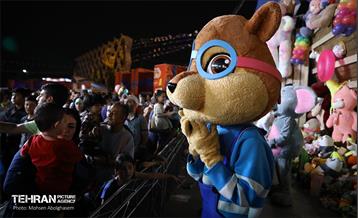 مهمانی ۱۰ کیلومتری عید غدیر در تهران - 3 13