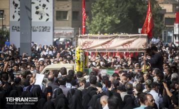 مراسم تشییع پیکر شهید صیاد خدایی 21