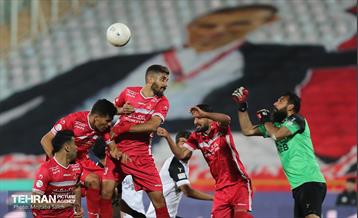 دیدار تیم های فوتبال پرسپولیس و هوادار 17