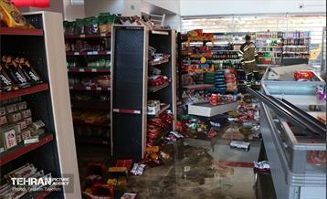 ورود تانکر حامل سوخت به فروشگاه 6