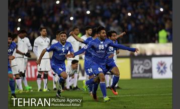 دیدار تیم های فوتبال استقلال تهران و السد قطر