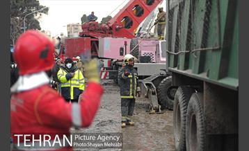 سومین روز عملیات امداد ونجات حادثه پلاسکو -5 13