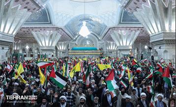 اولین همایش مسجد برقرار در حرم امام(ره) 6