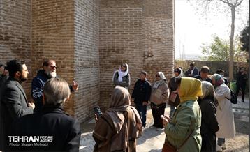 بازدید سفرا کشورهای خارجی از منطقه ۲۰ 25