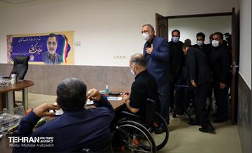 بازدید شهردار تهران از آسایشگاه جانبازان بقیه الله 2