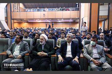 دیدار شهردار تهران با دانشجویان دانشگاه تربیت معلم رجایی 32