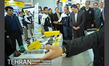 افتتاح سومین نمایشگاه مشارکت تولیدکنندگان ایرانی در صنعت مترو 12