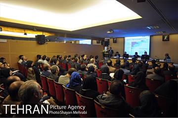 پنل اینترنت اشیا با حضور مهندس فرجود در هفتمین همایش سالانه بانکداری الکترونیک و نظام های پرداخت 5