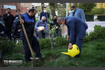 بازدید شهردار تهران از آسایشگاه جانبازان بقیه الله 20