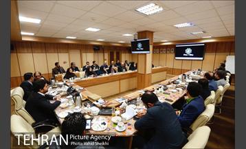 جلسه مدیران روابط عمومی مناطق و معاونت های شهرداری تهران با سرپرست مرکز ارتباطات 6