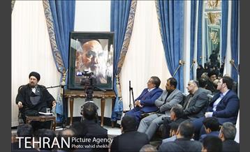 تجدید میثاق کارکنان گزینش با آرمان های امام و دیدار با یادگار ایشان 28