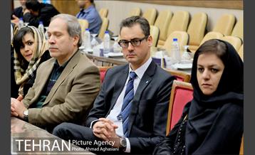 نشست نخبگان و پژوهشگران "سمپوزیوم مدیریت دانش و نوآوری در شهر" 7