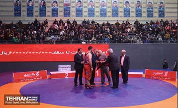 مسابقات بزرگ کشتی کارکنان شهرداری تهران  39