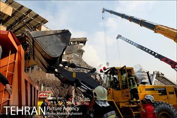 دومین روز نبرد با آوار پلاسکو -2 18