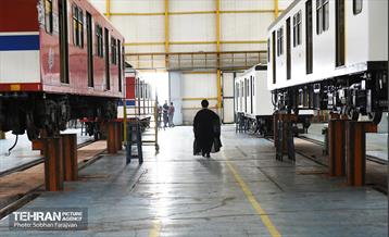 بازدید اعضای شورای اسلامی شهر تهران از شرکت واگن‌سازی تهران 3