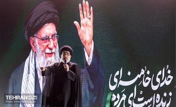 مراسم عزاداری شهادت رهبر انقلاب اسلامی در میدان ولیعصر(عج)
