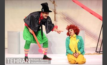 نمایش مخ پریشون های شلم‎ 6