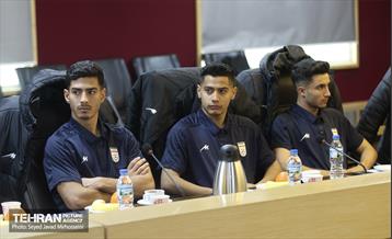 نشست با اعضای تیم ملی فوتبال نوجوانان ایران 4