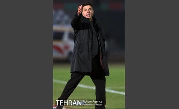 دیدار تیم های فوتبال پیکان و تراکتورسازی