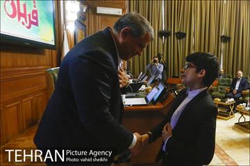 جلسه شورای شهر با حضور شهردار تهران 2