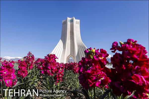 میدان آزادی در ایام نوروز 23