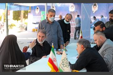 میز خدمت شهرداری تهران در نماز جمعه 15