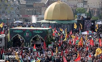 مراسم تشییع پیکر شهید سردار عباس نیلفروشان - ۱ 46