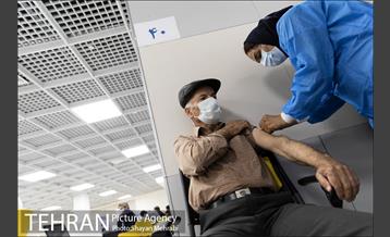 واکسیناسیون سالمندان بالای ۷۵ سال در ایران مال 29