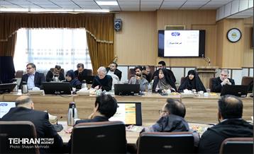 بازدید کمیسیون برنامه و بودجه شورای شهر از پروژه‌های منطقه 11 15