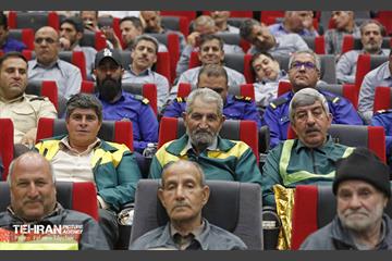 همایش تجلیل از کارگران شهرداری منطقه ۵ 15