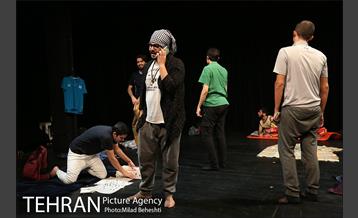 نمایش نیازمندی ها‎ 12