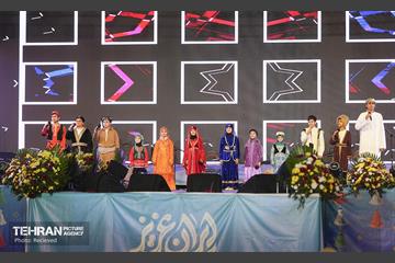 جشن «ایران عزیز» -2 34
