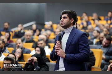 آیین تجلیل از برگزیدگان مناطق 22 گانه 49