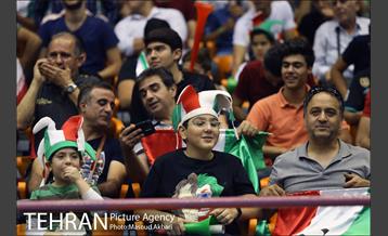 دیدار تیم های ملی والیبال ایران و هند 1