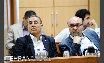 شوراى معاونین شهردار، شهرداران مناطق، مدیران عامل سازمان ها، شرکت ها و موسسات شهردارى تهران 25