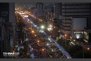 مهمانی ۱۰ کیلومتری عید غدیر در تهران - 2 18
