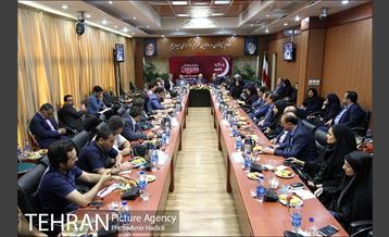 نشست خبری مدیر عامل فروشگاههای شهروند 16