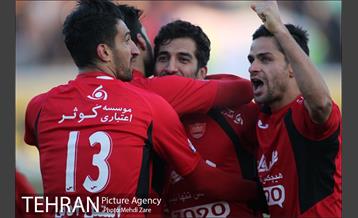 دیدار پدیده و پرسپولیس در لیگ برتر فوتبال 15