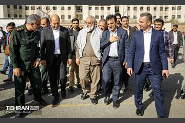 آیین کلنگ‌زنی و احداث واحدهای آپارتمانی در منطقه ۲۱