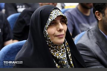 رونمایی از مدال ورزشی منطقه‌۸    12