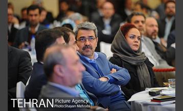 اجلاس معرفی فرصت های سرمایه گذاری شهر تهران با حضور شهردار تهران 14