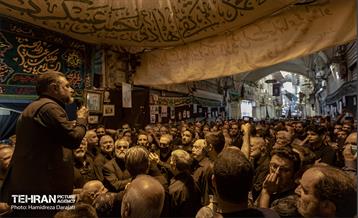 چهارپایه‌خوانی زیر چارسوق بازار