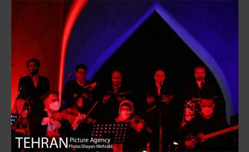 کنسرت آنلاین علیرضا قربانی در میدان آزادی 20