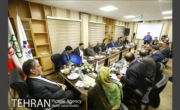 نشست مشترک اعضای کمیسیون بهداشت و درمان مجلس شورای اسلامی با مدیر عامل و معاونین شرکت شهر سالم   15