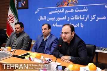 نشست صمیمانه رئیس مرکز ارتباطات شهرداری تهران با اصحاب رسانه 22